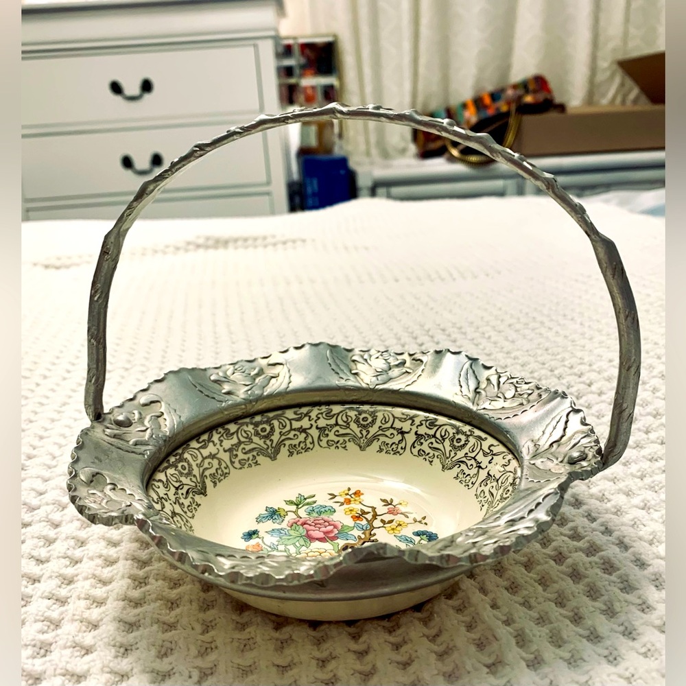 COPY - Vintage Farber & Shlevin, Brooklyn, N.Y. Candy Dish Floral ceramic & ste…